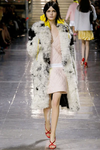 Look 6